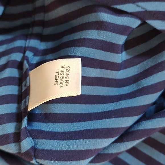 Fisherman Aesthetic 100% Silk Button-up Blouse Vintage Banana Republic - Picture 4 of 13